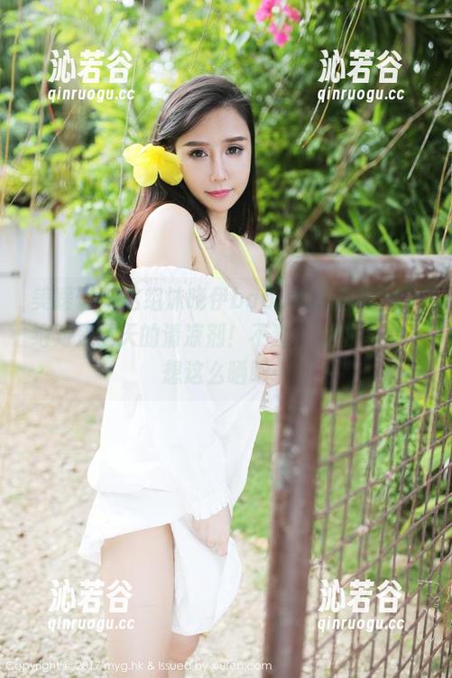 美媛馆 - 这组沫晓伊baby的海边原图，绝对是夏天的清凉剂！不过，太阳真的不想这么晒吧…