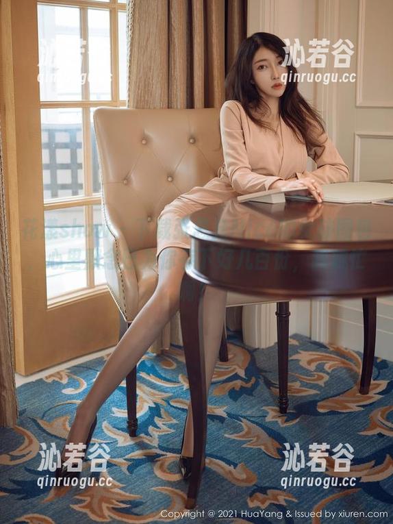 花漾show-张思允Nice 花漾show - 下载张思允Nice的女孩图包,心里默念已为你存下好几百份,我贼忙啊!
