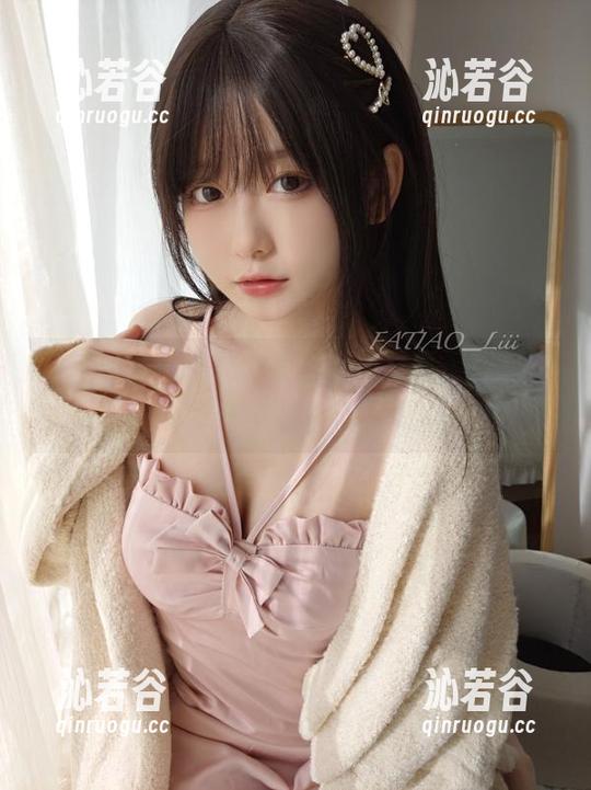 最新合集！迷之呆梨的女仆写真，你能想象那一瞬间的心动吗？