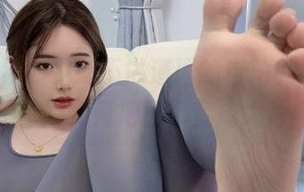 2022年，雯妹不讲道理的自拍礼包精选：看她如何把日常变成大片！