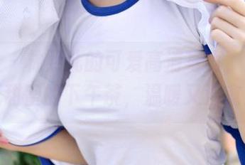 青豆客 – 林熙儿的可爱高清写真，如同一杯甜蜜的下午茶，温暖又治愈！