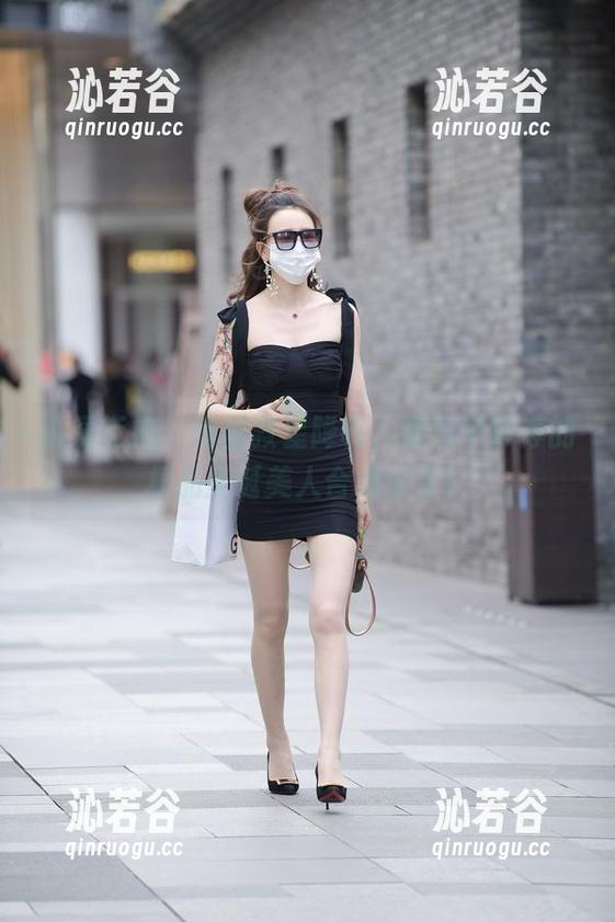 魔镜街拍 - 肉丝救星降临，寒风中婷婷的极品圣诞美人合集分享！