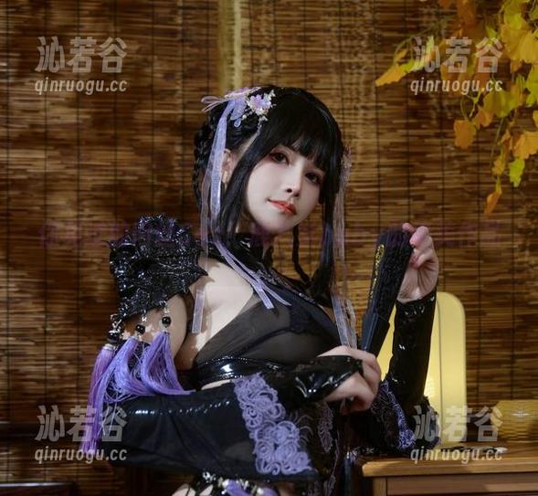 你见过的肉丝Cos！鹿八岁baby的绝美作品。